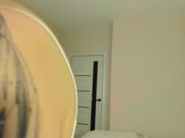 girl
        smallsheryl__ cam image #4569267