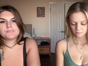 couple Nude Cam Girls Playing Games with laineexjade