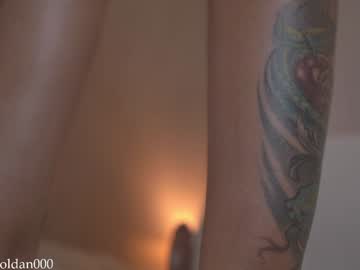 girl
        laura_roldan cam image #5335210