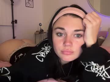 girl
        queencassidyy cam image #5659530