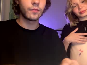 couple
        juiceboyyy cam image #4765064