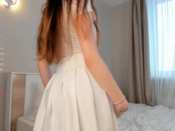 girl
        aliisonfox cam image #1466887