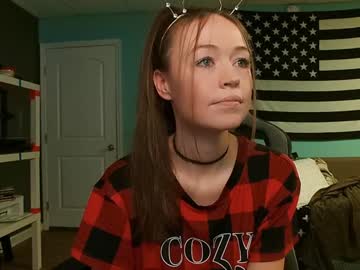 girl
        anabelleleigh cam image #5720483