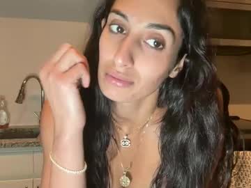 girl
        camiliakxoxo cam image #5414330