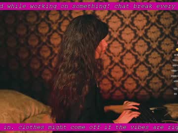 girl
        ingennui cam image #3890834