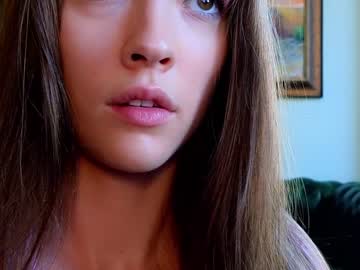 girl
        _demi_dee_ cam image #2155632