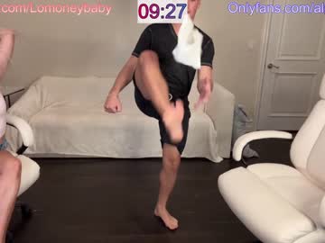 couple
        alpha_luke cam image #4187472