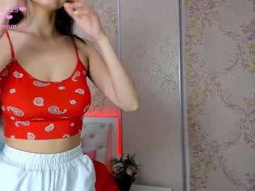 girl
        mollymills__ cam image #1902425