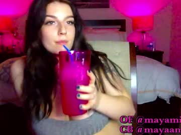 girl
        dubbletrubble69 cam image #5437305
