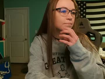 girl
        anabelleleigh cam image #5971603