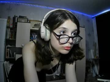 girl
        alodieherlan cam image #6955946