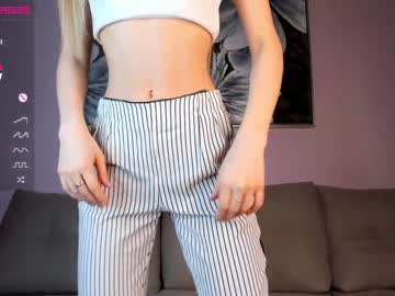 girl
        aryawayne cam image #846330
