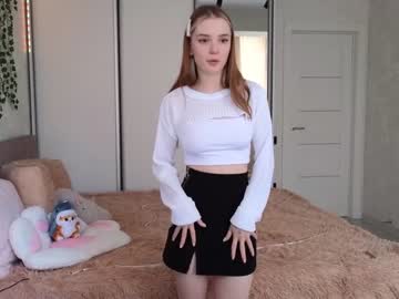 girl
        cyberslime cam image #2701668