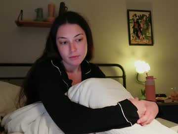 girl
        filthyfreckles cam image #6810429