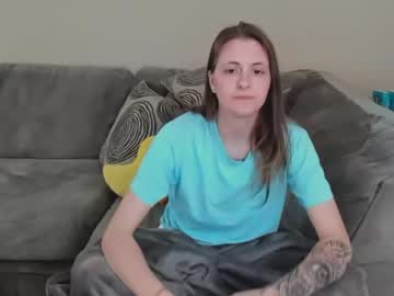 girl
        svtf2323 cam image #1248163