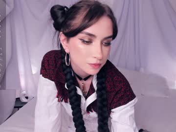 girl
        dance_kuduro cam image #4128013