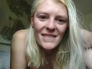 girl
        summersky161 cam image #5340739