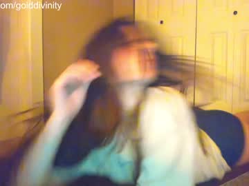 girl
        _modestmouse cam image #3460934