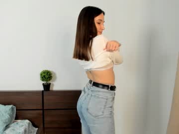 girl
        lizacheb cam image #3489481