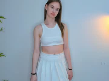 girl
        merciabeer cam image #4046998