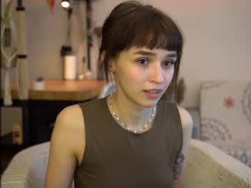 girl
        diruriru cam image #3571032