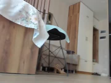 girl
        melon_mussy cam image #2408214