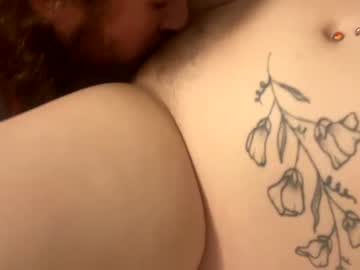 couple
        oxkittylovexo cam image #3453355