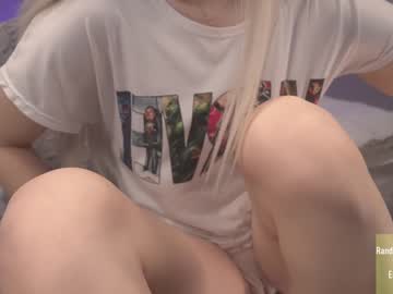 girl
        alice_kosmos cam image #3008072