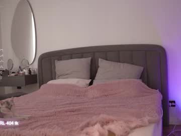 girl
        angel_luisa cam image #4496613