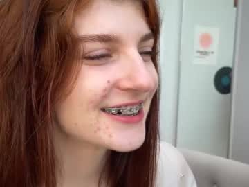 girl
        bella_secret_ cam image #6666381