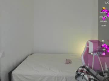 girl
        _asian_queen_ cam image #6581137