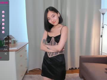 girl
        refined_style cam image #1780735