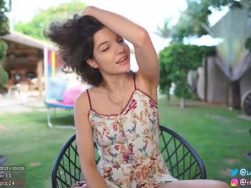 girl
        loollypop24 cam image #283421