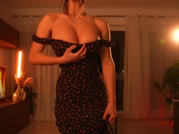 girl
        jseductiveart cam image #6483022