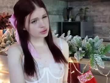 girl
        glassofvine cam image #5815969