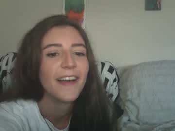 couple
        a_mariejuana69 cam image #1927569