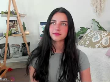 girl
        grettabenett_ cam image #362602