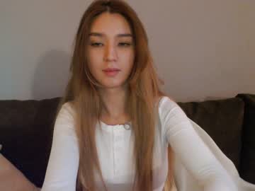 girl
        sharasuo cam image #1301959