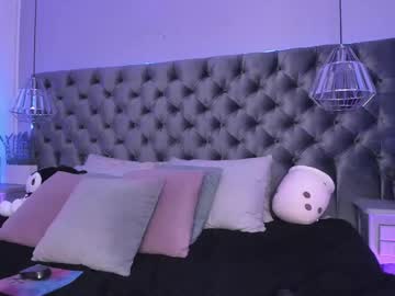 girl
        naomii_soto cam image #5109817