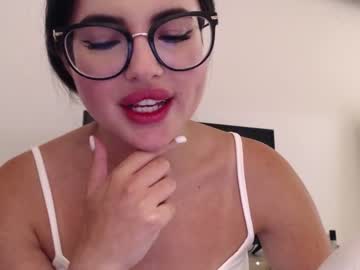girl
        playnofuckinggames cam image #1549470