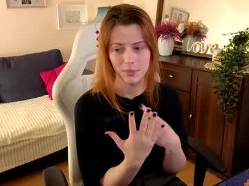 girl
        doll_lesli cam image #5449226