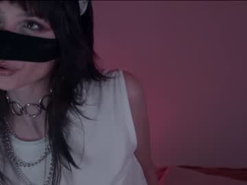 girl
        chaturbatable cam image #2721059