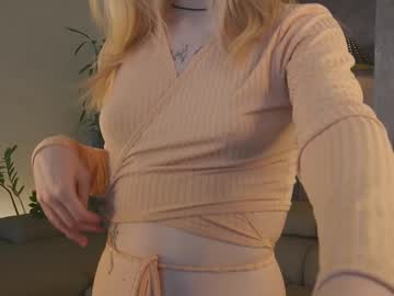 girl
        gladyshankins cam image #6443822