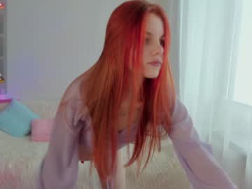 girl
        katy_ethereal cam image #4733573