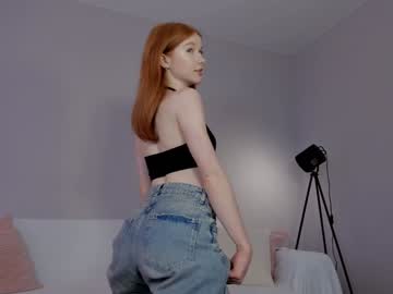 girl
        leahsthetics cam image #6968733
