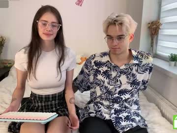 couple
        fkkmeplss cam image #2363270