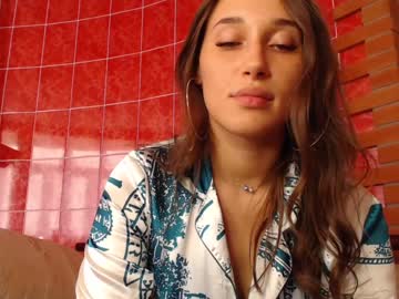 girl
        highlemonsss cam image #2213925