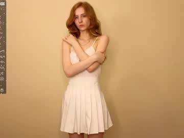 girl
        wowshumm cam image #1568425