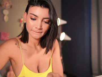 girl
        letiziafulkers1 cam image #1856963
