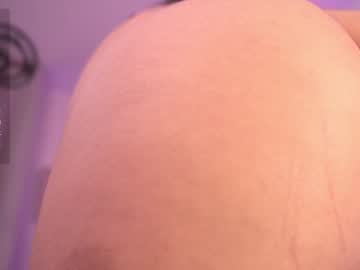 girl
        nicdani_1 cam image #4272005